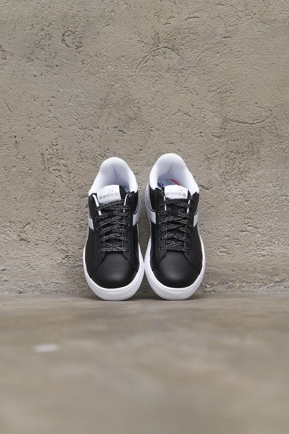 Game P Step - Black/Silver