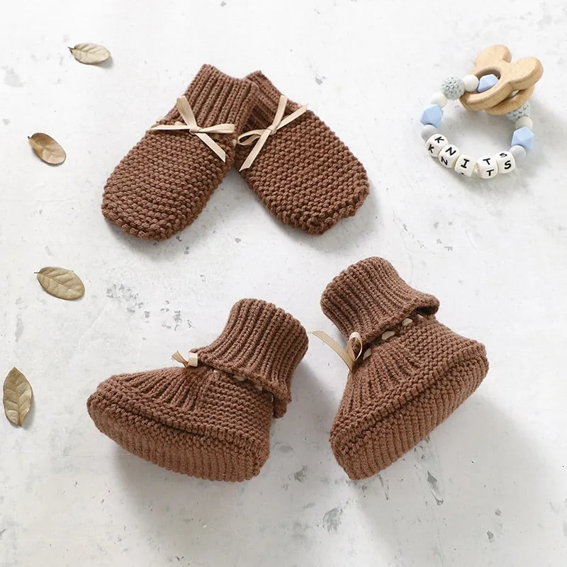 Knitted Booties & Mittens Set